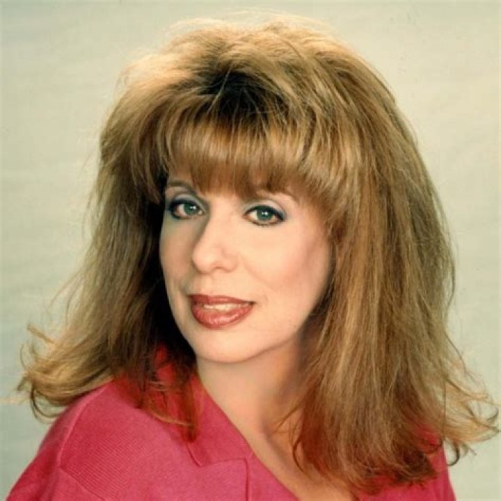 Betty Gilpin And Peri Gilpin A Sibling Connection Unveiled