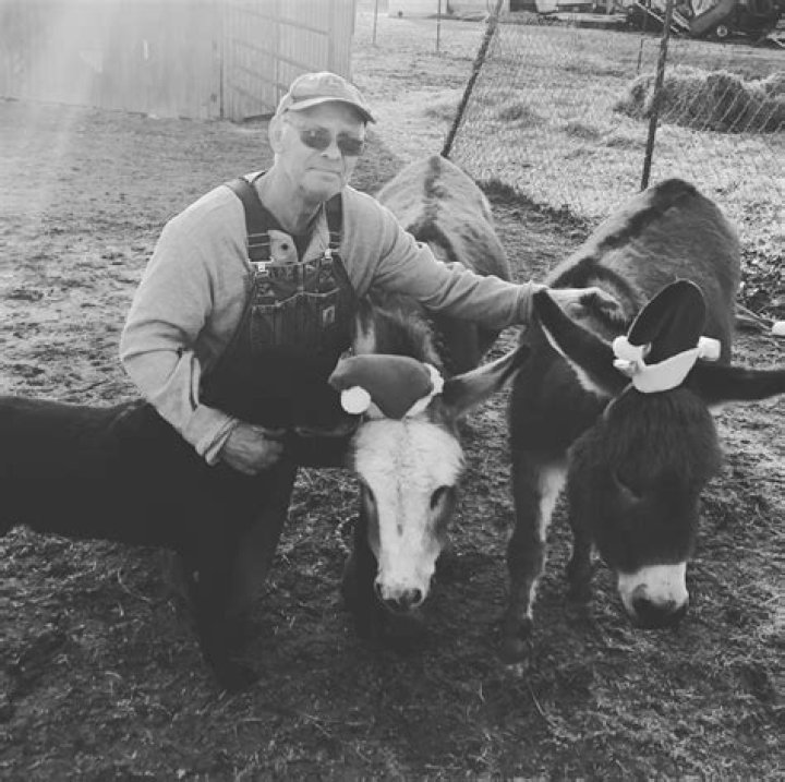 Did Chase Looney From Fixer To Fabulous Get A New Prosthetic Eye? |