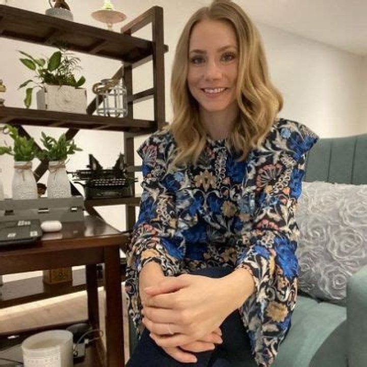 Kelsey McEwen- Wiki, Age, Height, Net Worth, Husband, Ethnicity ·