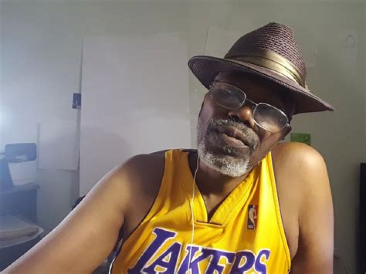 What happened to Ernest Lee Thomas eye? Net Worth, Wife